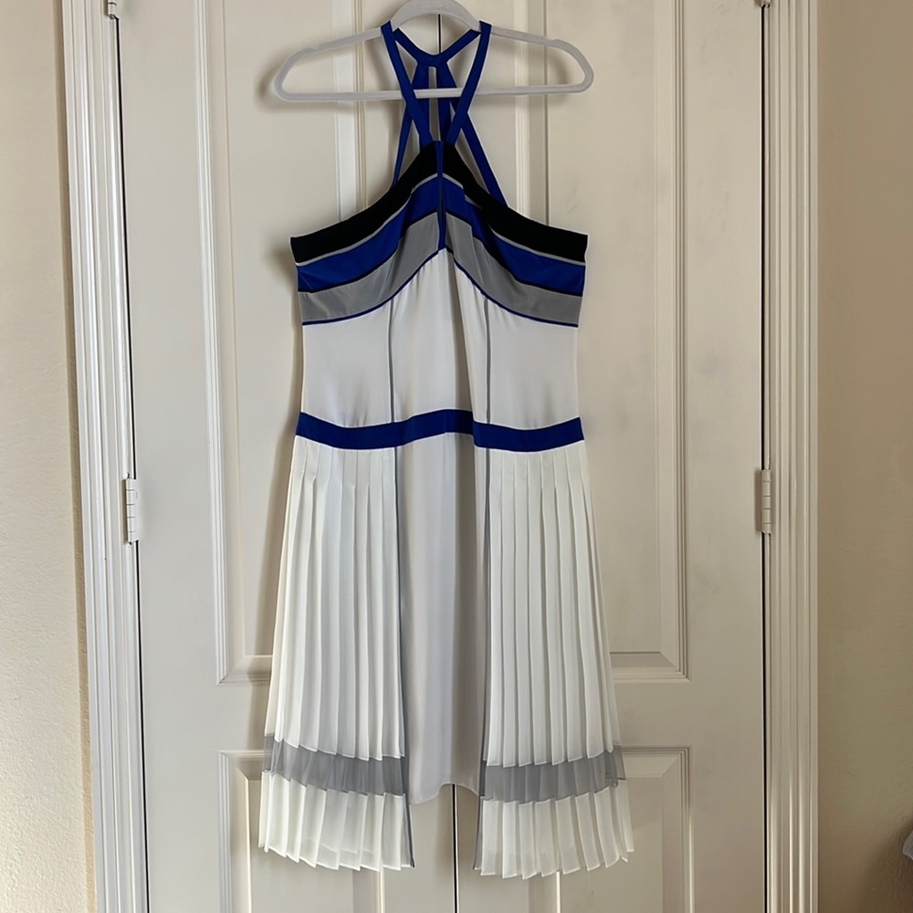 BCBG MAXAZRIA Runway Dress Size Large Multicolor